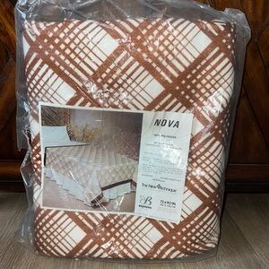 Vintage 70’s Bibb Nova Plaid Polyester Blanket